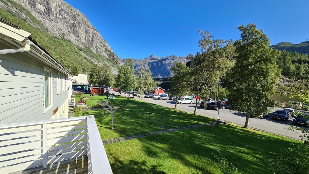 Trolltunga Lodge Odda Exterior photo