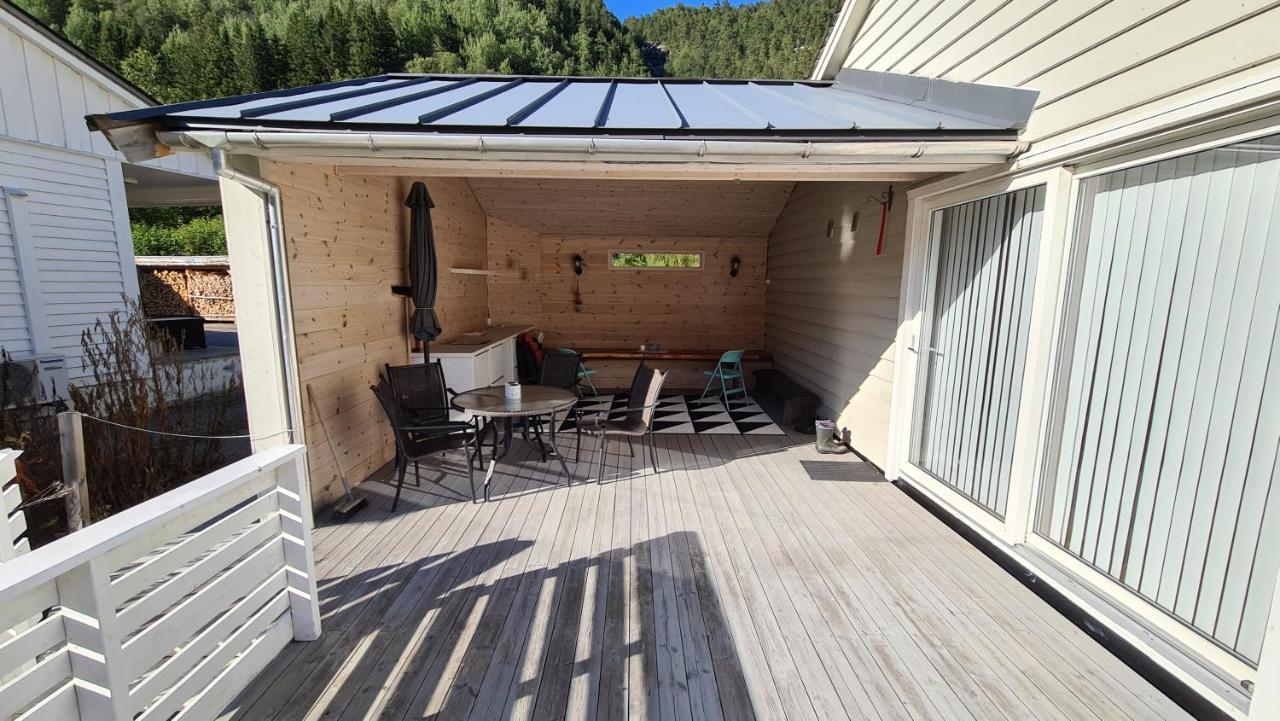Trolltunga Lodge Odda Exterior photo